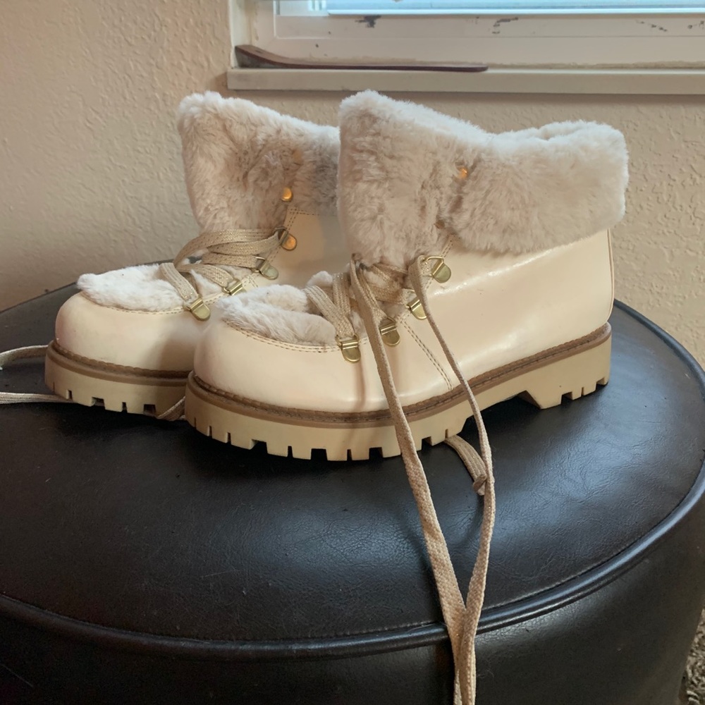 Circus winter boots